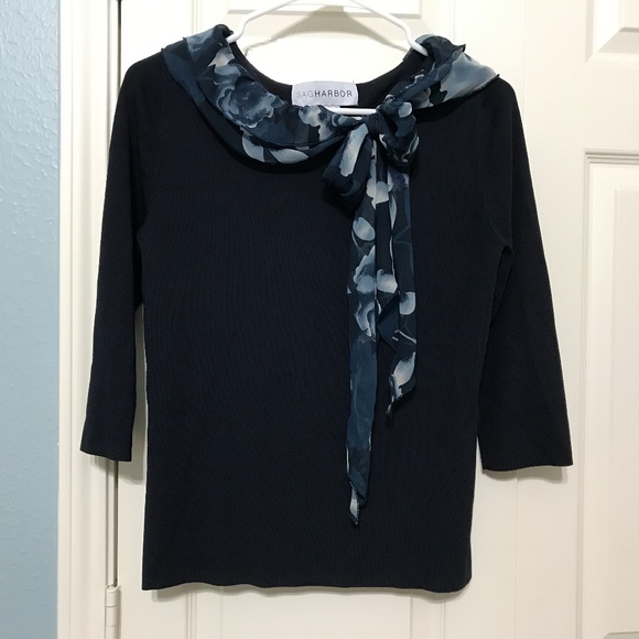 A lady’s top in good condition - Picture 1 of 3